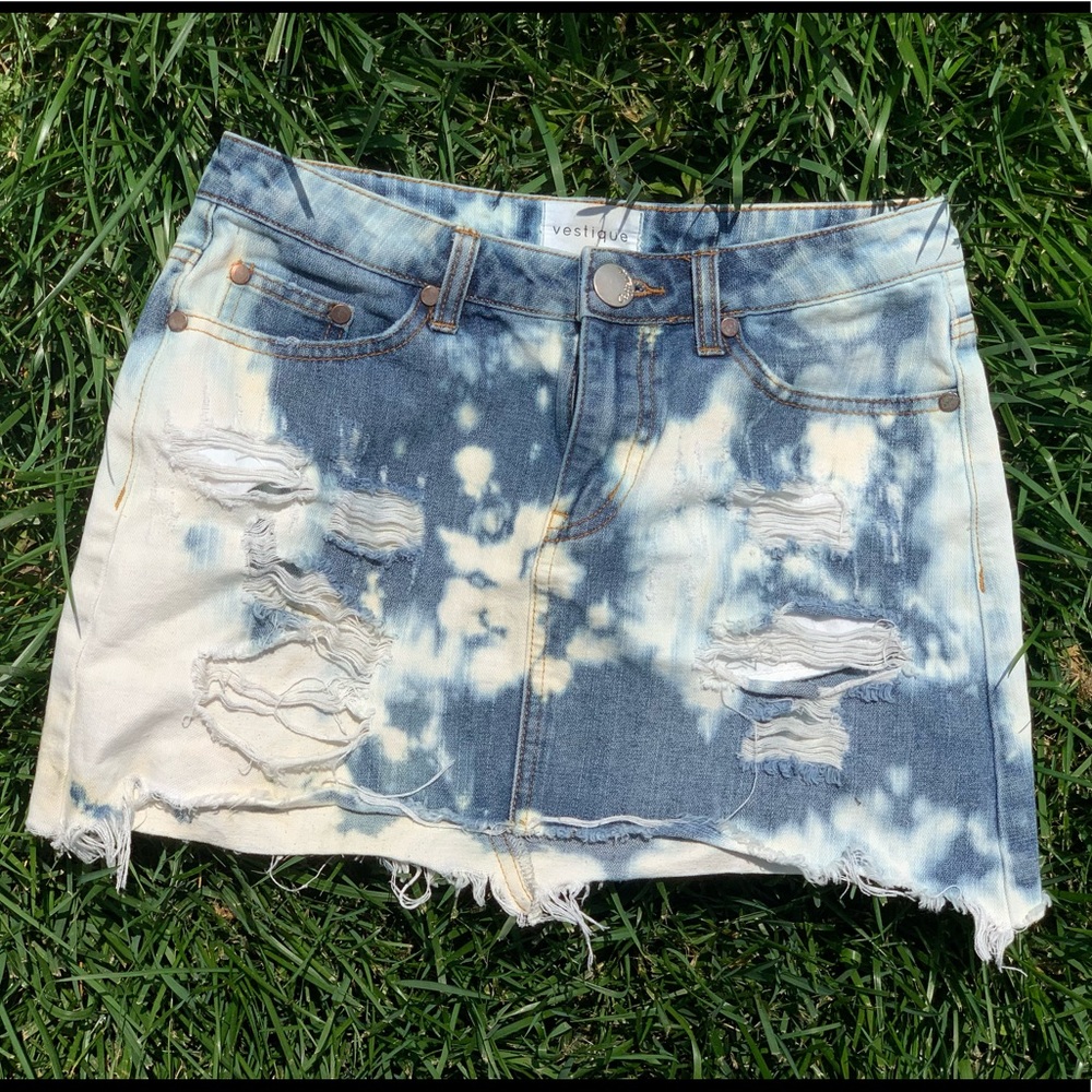 Vestique Jean Skirt - Place an offer!